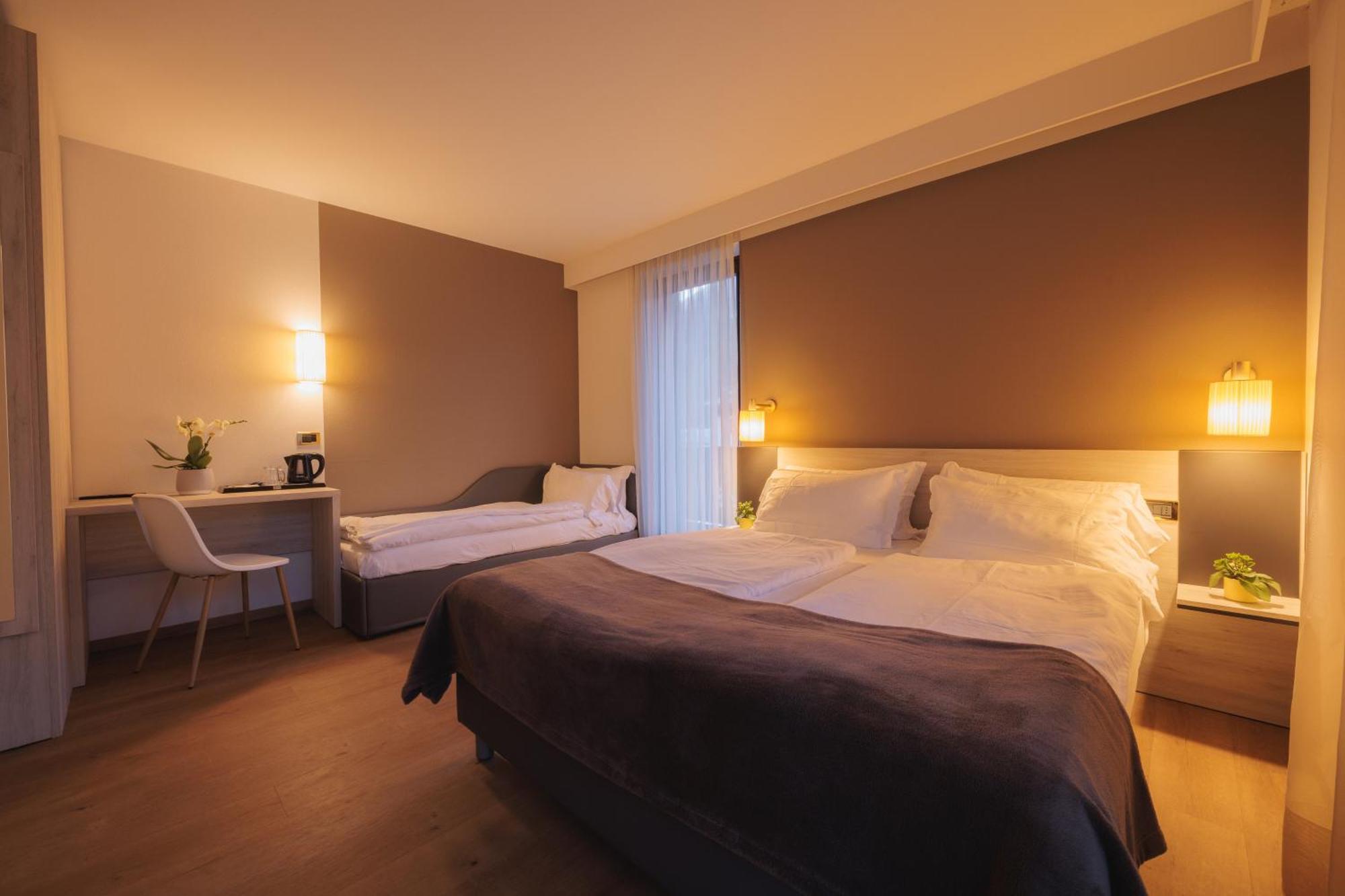 Hotel Binelli Pinzolo Exterior photo